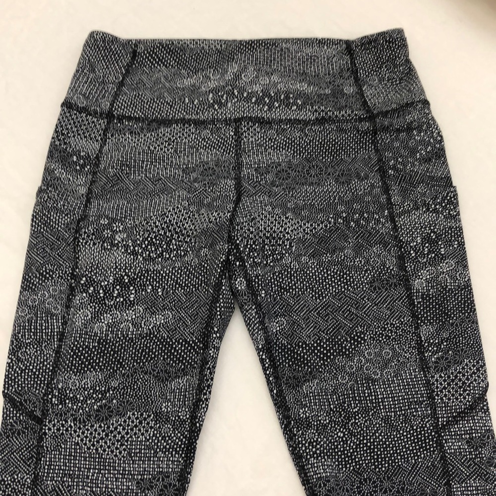 Lululemon tights